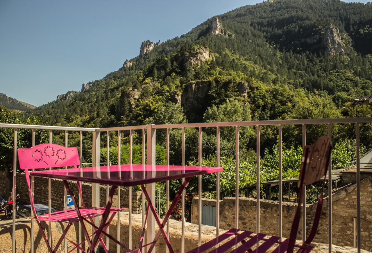 Hotel Burlatis Sainte-Enimie Exterior photo